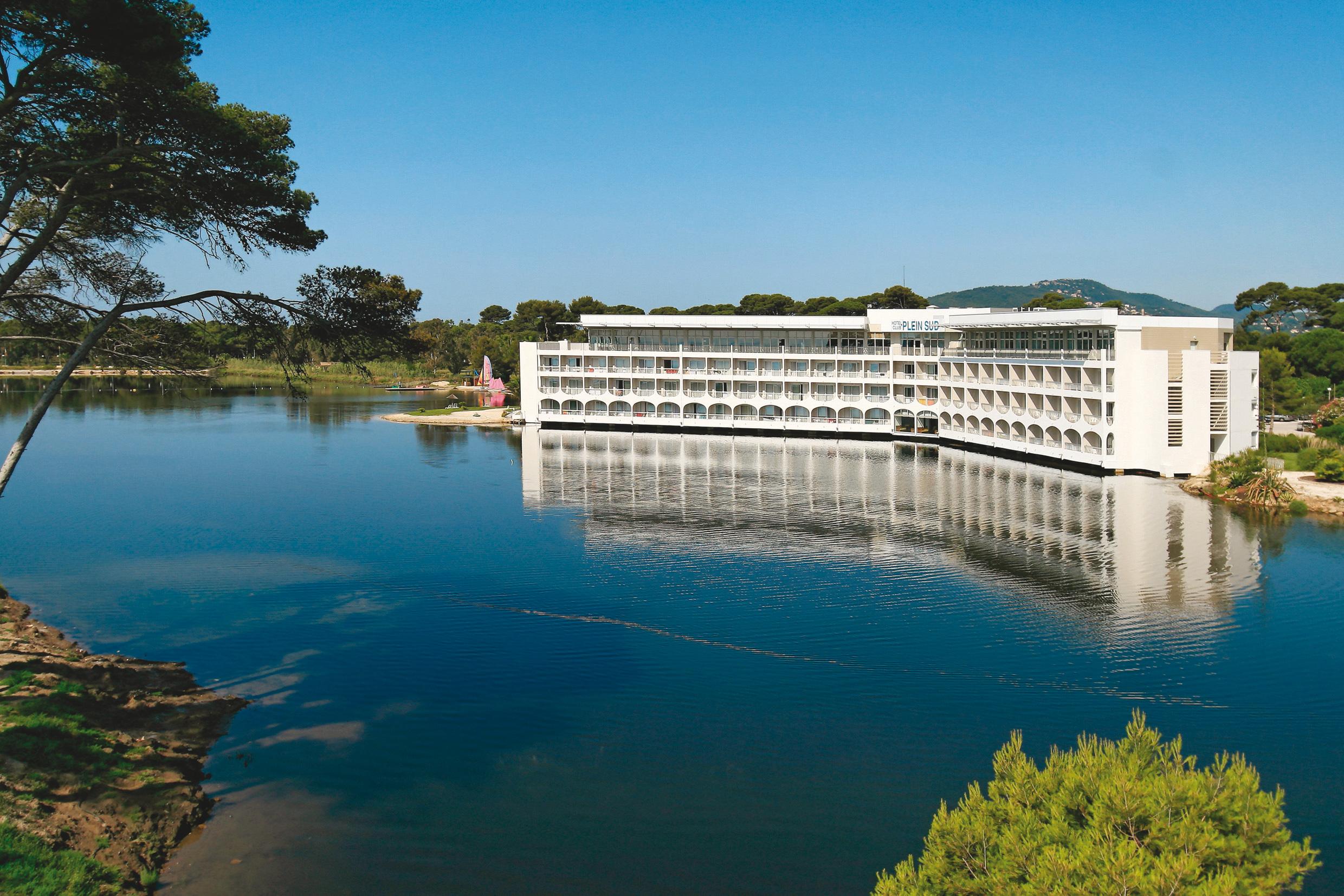 Hotel Club Le Plein Sud Vacances Bleues Hyères Extérieur photo