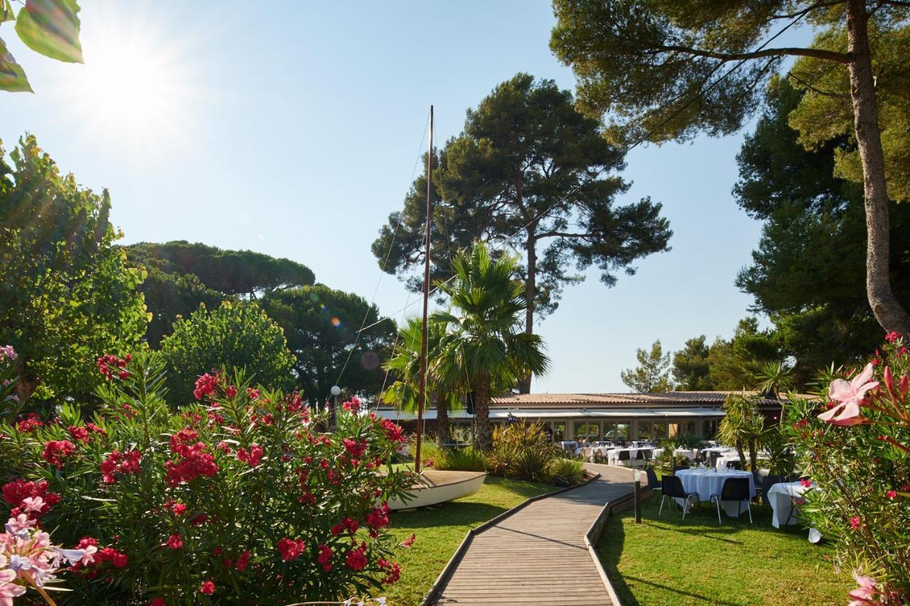Hotel Club Le Plein Sud Vacances Bleues Hyères Extérieur photo