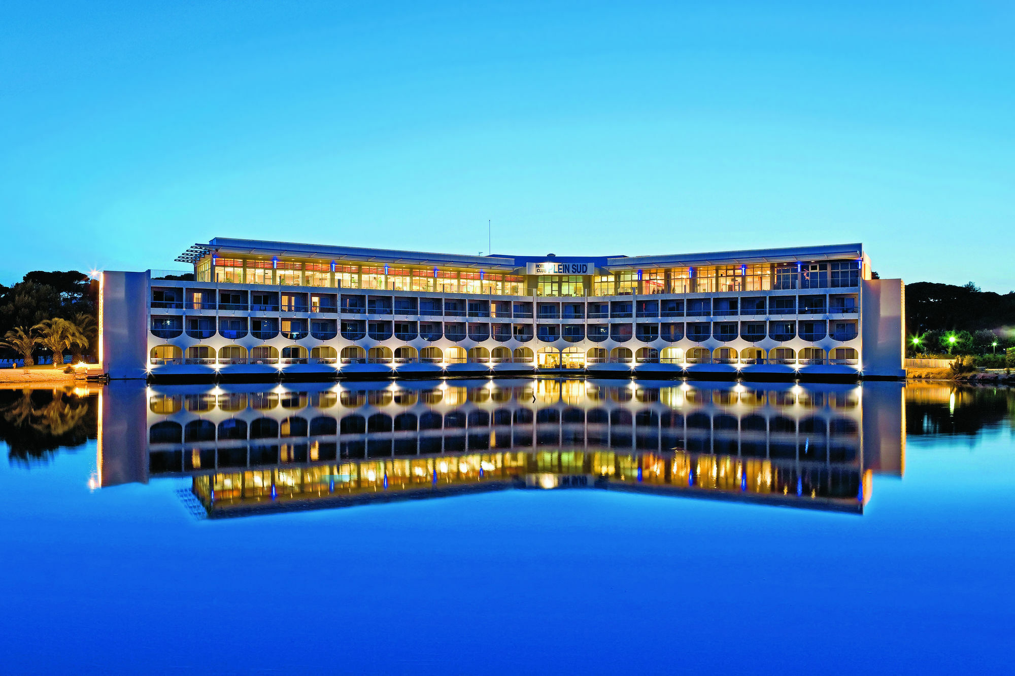 Hotel Club Le Plein Sud Vacances Bleues Hyères Extérieur photo